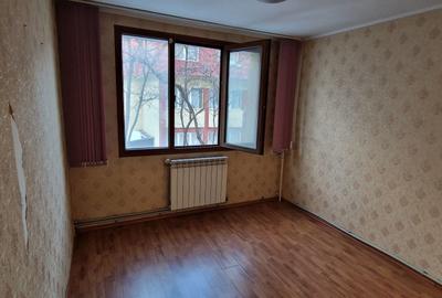 Apartament cu 3 camere decomandat în Drumul Taberei - 15