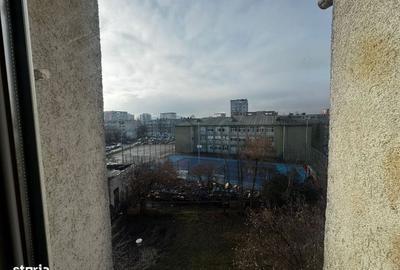 Apartament cu 3 camere semidecomandat în Podu Roș - 8