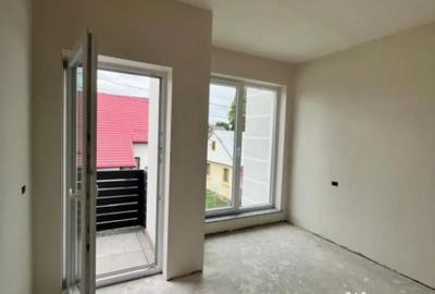 Casă cu 5 camere cu Teren 150 Mp în Rădăuți - 12