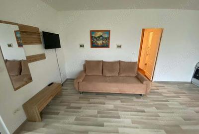 Apartament cu 2 camere nedecomandat în Central