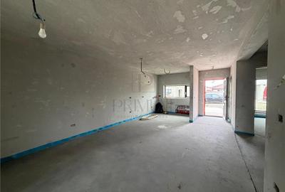 Duplex cu 4 camere cu Canalizare în Moșnița Nouă - 2