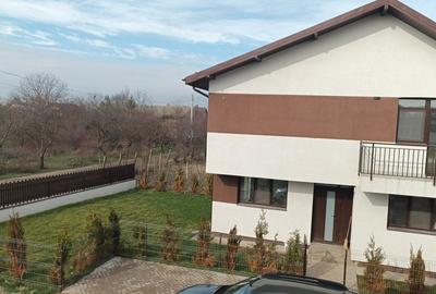 Oferim spre vanzare 1 imobil: Vila individuala, Semineu, langa lacul Pasarea - 2