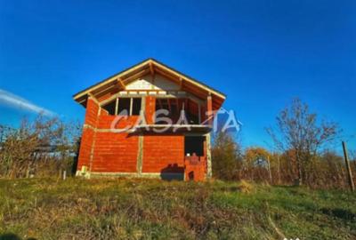 Casă cu 5 camere cu Teren 1805 Mp în Lelești - 1