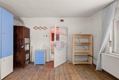 Proprietate cu doua case ?i teren generos, cu toate uti... - 2