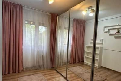 Apartament cu 4 camere decomandat în Titan - 13