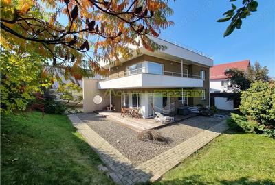 Vila superba de inchiriat ultracentral Brasov - 1