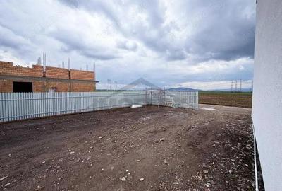 Casă cu 4 camere cu Teren 258 Mp în Tărlungeni - 4