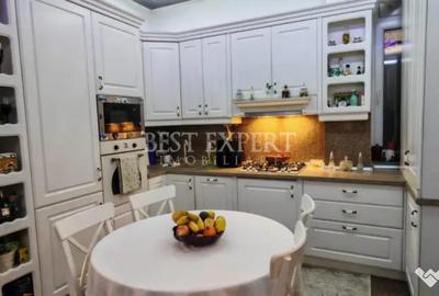 Apartament cu 4 camere decomandat în Universitate - 11