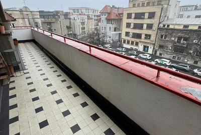 Apartament cu 3 camere, mobilat în Central - 11