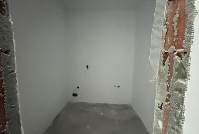 Duplex la gri 175 mp utili 58 mp demisol curte 180 mp  3 bai 3/4 dormitoare - 20