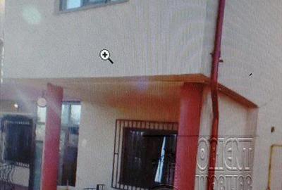 Casă cu 6 camere cu Teren 520 Mp în Lazu - 4