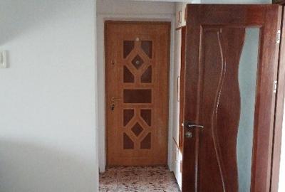 Apartament cu 3 camere decomandat în George Enescu - 7