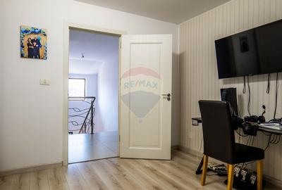 Vanzare vila cu 4 camere si teren, zona Dobroesti - 20