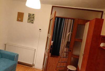 Garsonieră semidecomandată în Tractorul