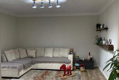 Apartament cu 2 camere în Tractorul