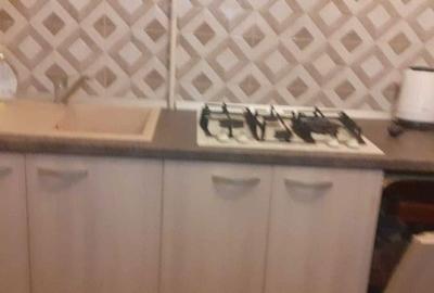 Casă cu 3 camere semidecomandat cu Canalizare în Central - 4