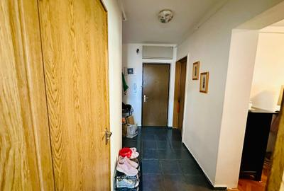Apartament 4 camere - 2 bai - 6 minute metrou Titan Apartament 4 camere - 2 bai - 6 minute metrou Titan - 3