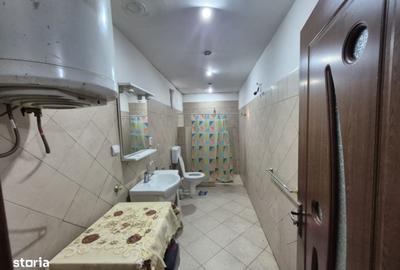 Casă cu 4 camere cu Teren 1933 Mp în Central - 16