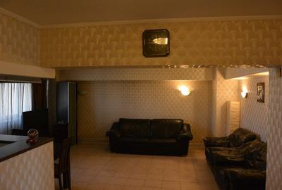 Apartament cu 3 camere decomandat, mobilat în Ultracentral - 16