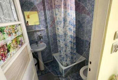 Casa in centrul statiunii Busteni - 11
