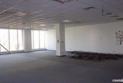 Spațiu comercial, de 23,000 mp, în Nord - 5