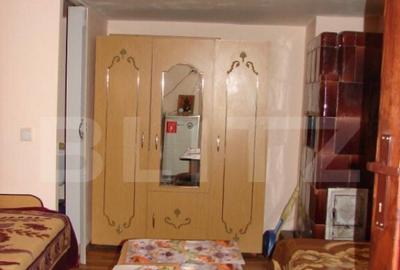 Casa de vanzare, cu 3 camere, 76 mp + anexa 20 mp, zona Vat - 5