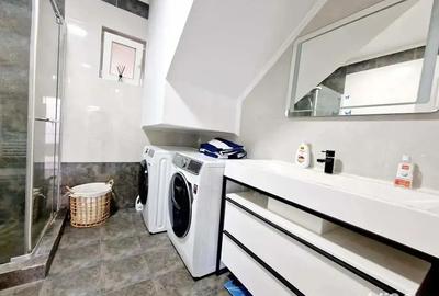 Se vinde Vila cocheta in Mamaia P+1 sau schimb cu ap 2 cam + diferen?a - 4