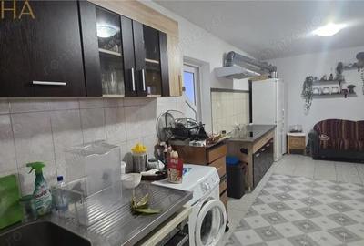 Spațiu comercial, de 512 mp, în Arcalia - 8