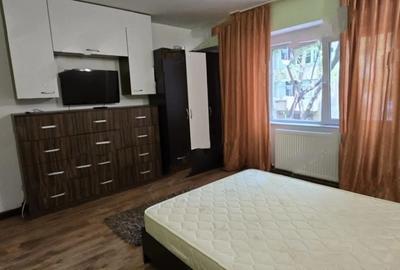 Salaj,bl.1989,et.1/4,DECOMANDAT,Renovat, centrala,3 Bai,2 balcoane,Liber Salaj,bl.1989,et.1/4,DECOMANDAT,Renovat, centrala,3 Bai,2 balcoane,Liber - 8