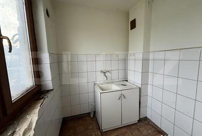 Apartament cu 2 camere decomandat în Șimleu Silvaniei - 4