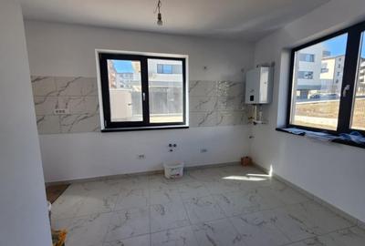 Duplex cu 4 camere cu Canalizare în Galata - 5