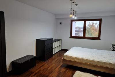 Casă cu 5 camere cu Teren 300 Mp în Pipera - 2