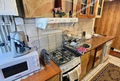 Apartament cu 3 camere semidecomandat, mobilat în Craiovița Nouă - 4