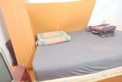 Casă cu 4 camere în Buziașului