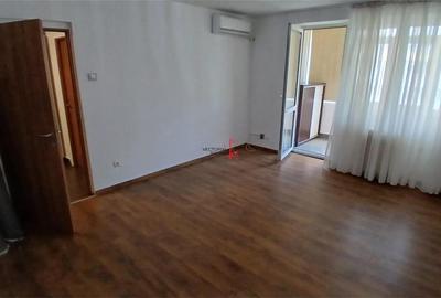 Apartament cu 3 camere semidecomandat în Vatra Luminoasă - 17