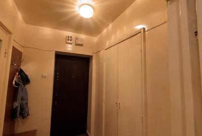 Apartament cu 3 camere semidecomandat în Baba Novac - 1