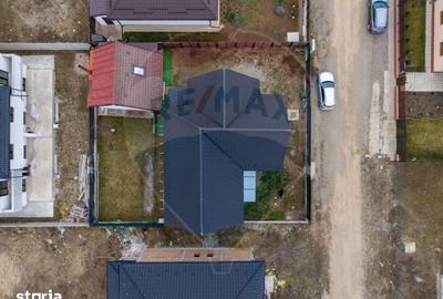 Casă cu 5 camere cu Teren 500 Mp în Central - 15