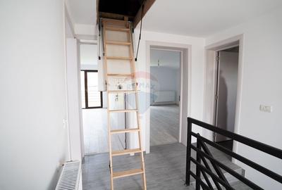 Casă cu 4 camere cu Teren 1000 Mp în Bradu - 17