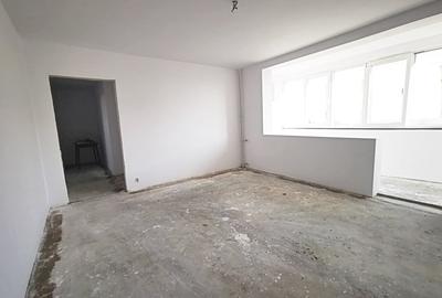 Vanzare 3 cam Obor, Masina de Paine, proaspat zugravit, loc parcare - 17