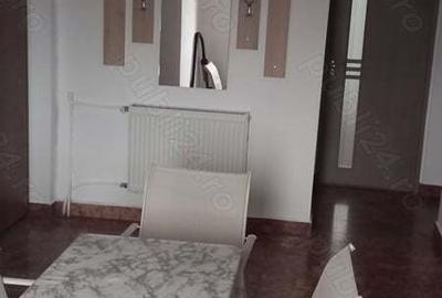 Apartament cu 3 camere decomandat în Rogerius - 4