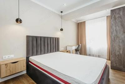 Apartament cu 2 camere decomandat în Florilor