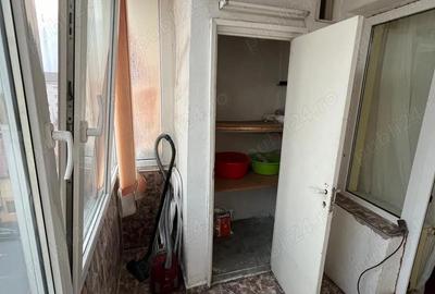 Apartament cu 3 camere decomandat în Nufărul - 7