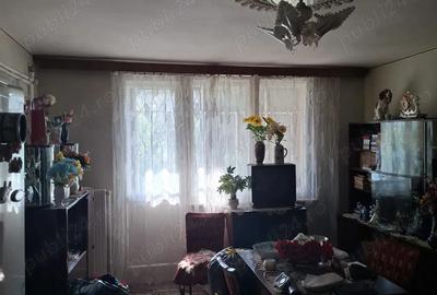 Apartament cu 2 camere decomandat în Central - 1