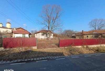 Casă cu 4 camere cu Teren 1155 Mp în Năeni - 4