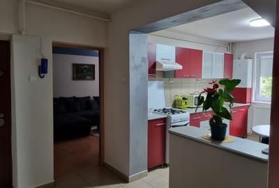 Apartament cu 3 camere decomandat în Central - 8