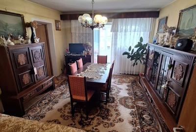 Apartament cu 3 camere în Traian - 7