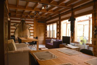 Brasov - zona Schei, pensiune boutique de inchiriat. Brasov - zona Schei, pensiune boutique de inchiriat. - 2