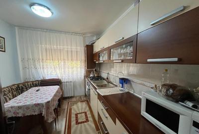Apartament 3 camere str Victoriei 73mp - 17