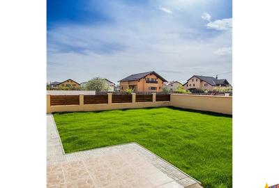 Casă cu 4 camere cu Canalizare în Hărman - 12