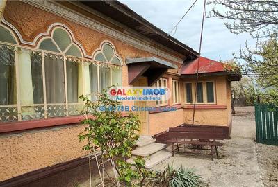 Casă cu 5 camere cu Teren 900 Mp în Răcari - 8